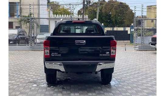 ISUZU D-MAX D/CABIN image 2