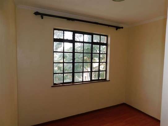2 Bed Apartment with En Suite at Fourways Junction Estate image 8