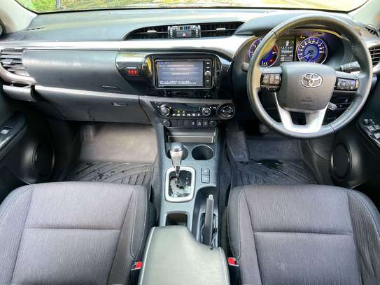 Toyota Hilux D/Cab  2018 image 3