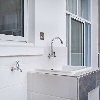 3 Bed Apartment with En Suite in Kasarani image 4