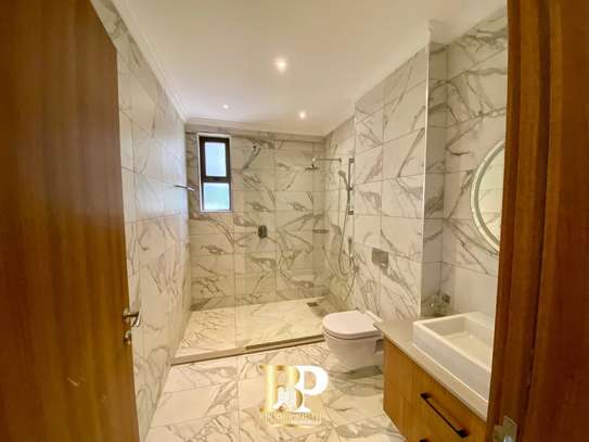 Furnished 2 Bed Apartment with En Suite in Rhapta Road image 14