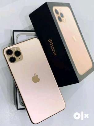 Apple iphone 11 Pro Max 512gb Gold image 3