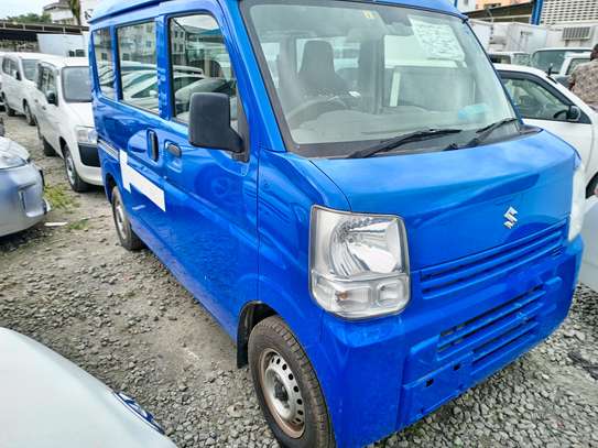 Suzuki Every blue image 4