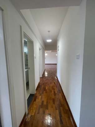 4 Bed Apartment with En Suite in Kileleshwa image 15