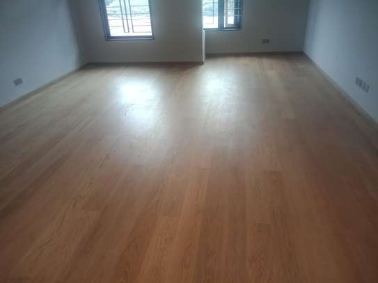 5 Bed Townhouse with En Suite in Muthaiga image 11