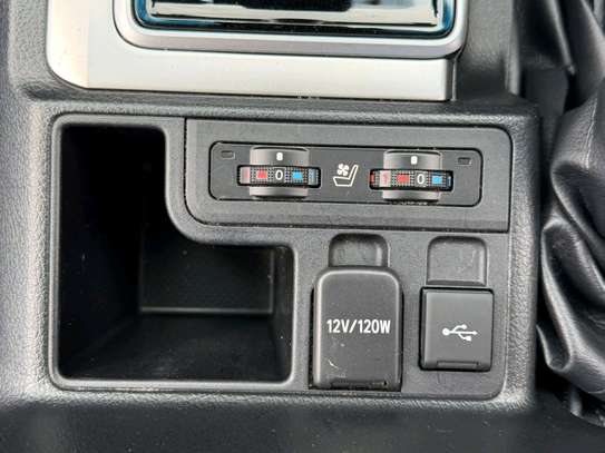 2022 Toyota Land Cruiser Prado TX-L image 7
