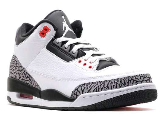 Jordan 3 sneakers image 3