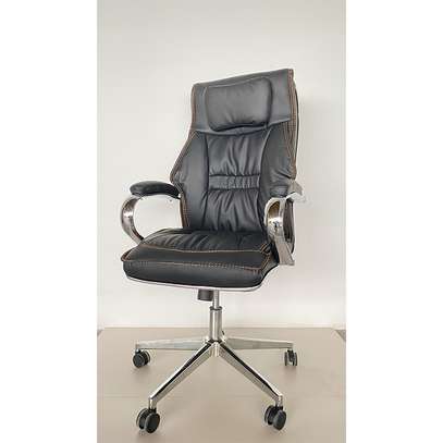 Office Chair: Quality Black Ergonomic Executive Office Chair image 3