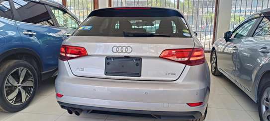AUDI A3 TFSI 2018 Silver image 9