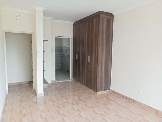 3 Bed House with En Suite in Kitengela image 20