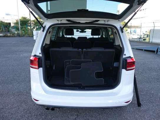 VW TOURAN (MKOPO/HIRE PURCHASE ACCEPTED) image 10