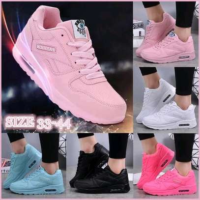 Fashion sneakers image 7