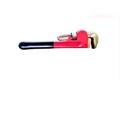 18″ Pipe Wrench image 1