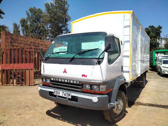 MITSUBISHI FH 215 TRUCK image 2