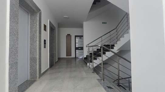 2 Bed Apartment with En Suite in Lavington image 8