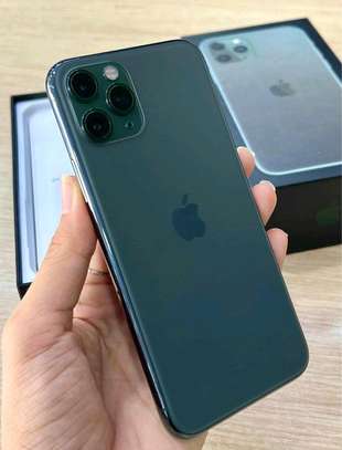 Apple iPhone 11 Pro | 512Gb | Green on Xmax Offer image 3