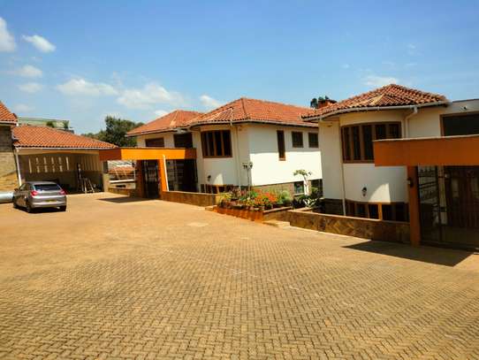 5 Bed Townhouse with Gym in Kitisuru image 14
