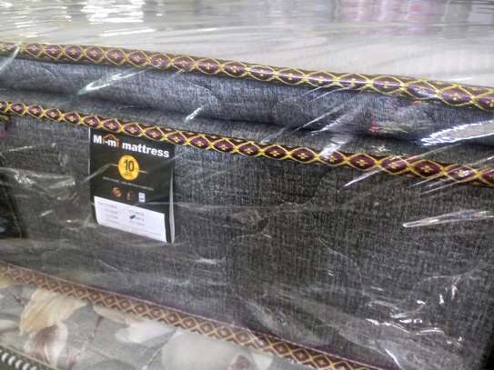 Order now!5x6x10pillow top spring mattress 10yrs warrant image 1