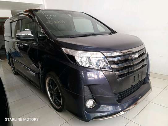 Toyota Noah Wxb 2018 model image 8