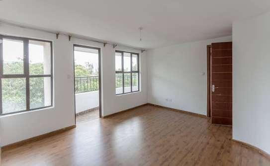 3 Bed Apartment with Gym in Riverside image 22