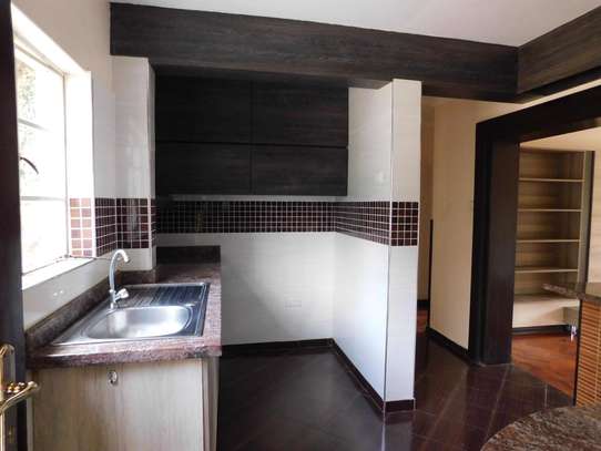 2 bedroom apartment for rent in Kileleshwa image 6