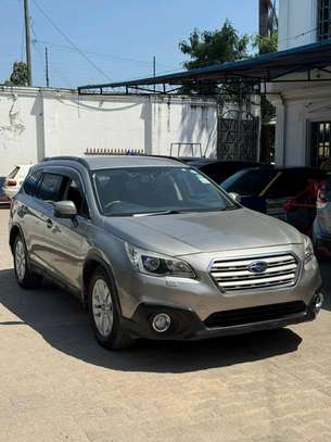 SUBARU OUTBACK image 5
