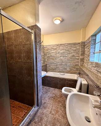 Grand 5 Bedrooms Villas Luxurious In Karen image 6