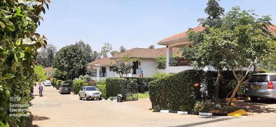 4 Bed Townhouse with Swimming Pool in Westlands Area image 23