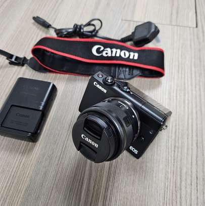 Canon EOS M100 Mirrorless Digital Camera with 15-45mm Lens image 9