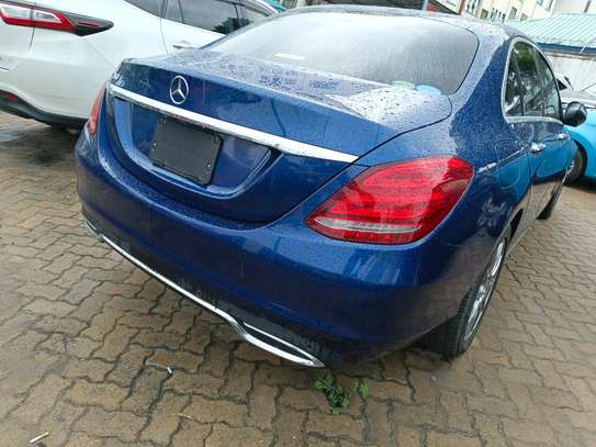Mercedes Benz C200 on sale image 6
