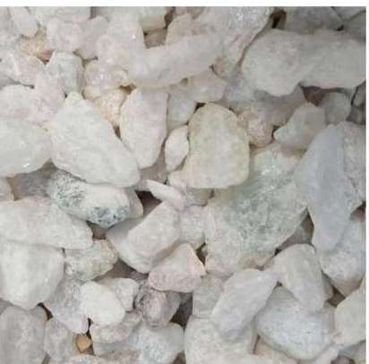 white marble stones 50kgs  !!offer!! image 1