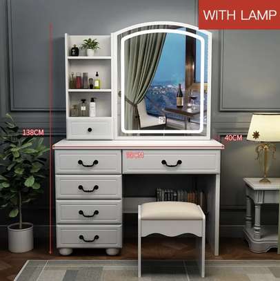 Dressing Table: Led Light Vanity Table, Sleek Makeup Station image 4