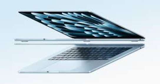 Macbook air m4 2025, 16gb,256 image 2