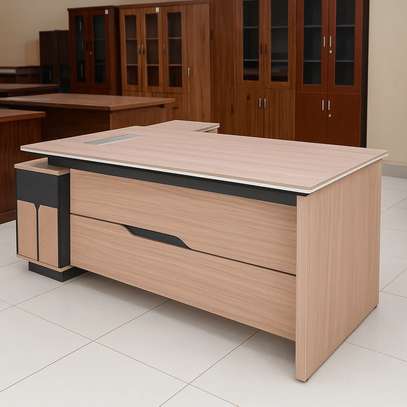180cm Imported L-Shaped Office Desk image 8