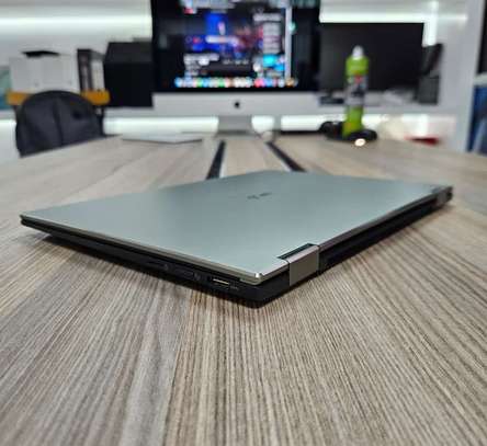 LG 14 gram 2-in-1 Multi-Touch Laptop (Topaz Green) Core i7 image 4