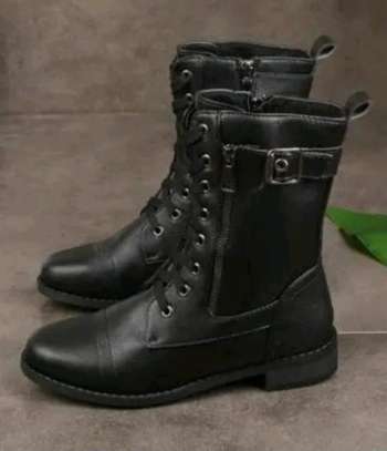 Women boots image 2