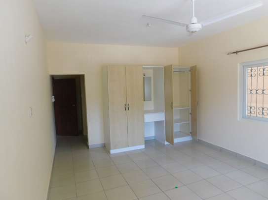 3 Bed Apartment with Balcony in Nyali Area image 10