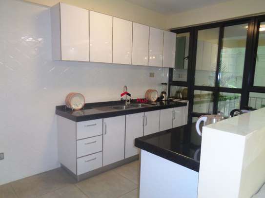 3 bedroom apartment for rent in Ngong Road image 4