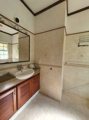 5 Bed House with En Suite at Lower Kabete Road image 12