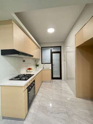 1 Bed Apartment with En Suite in Kileleshwa image 8