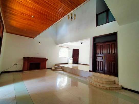 5 Bed House with En Suite in Thika Road image 17