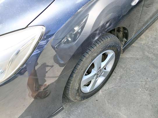 Nissan lafesta image 1