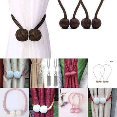 STRONG ADJUSTABLE CURTAIN RODS image 4
