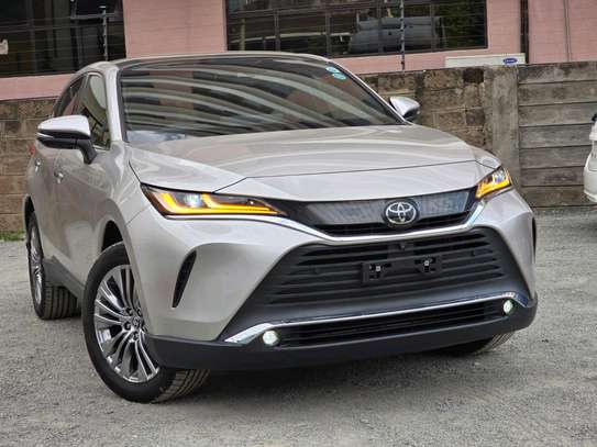 TOYOTA HARRIER 2020 MODEL image 5
