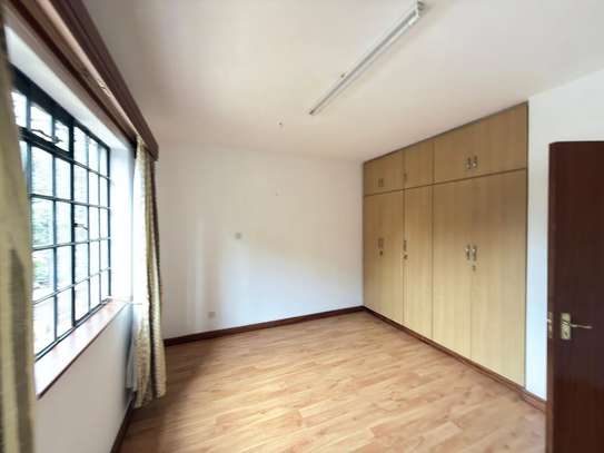 Serviced 3 Bed Apartment with En Suite in Spring Valley image 5