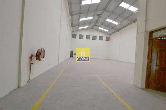 6,459 ft² Warehouse with Cctv in Athi River image 8
