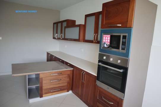 4 Bed Apartment in Nyali Area image 10