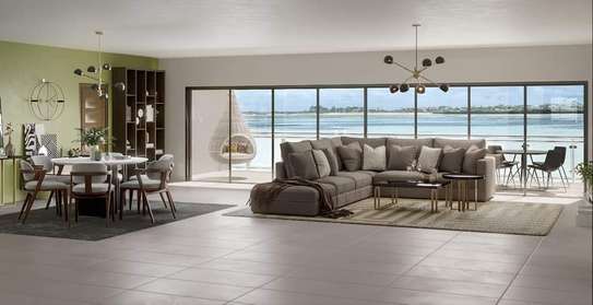 Serviced 3 Bed Apartment with En Suite at Beach Road image 2