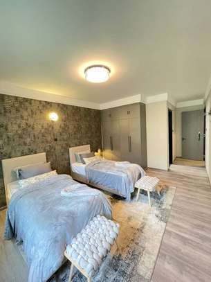 5 Bed Apartment with En Suite in Lavington image 15