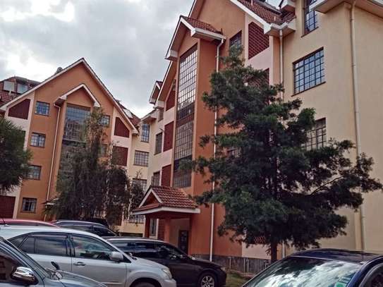 2 Bed Apartment with En Suite at Fourways Junction Estate image 15